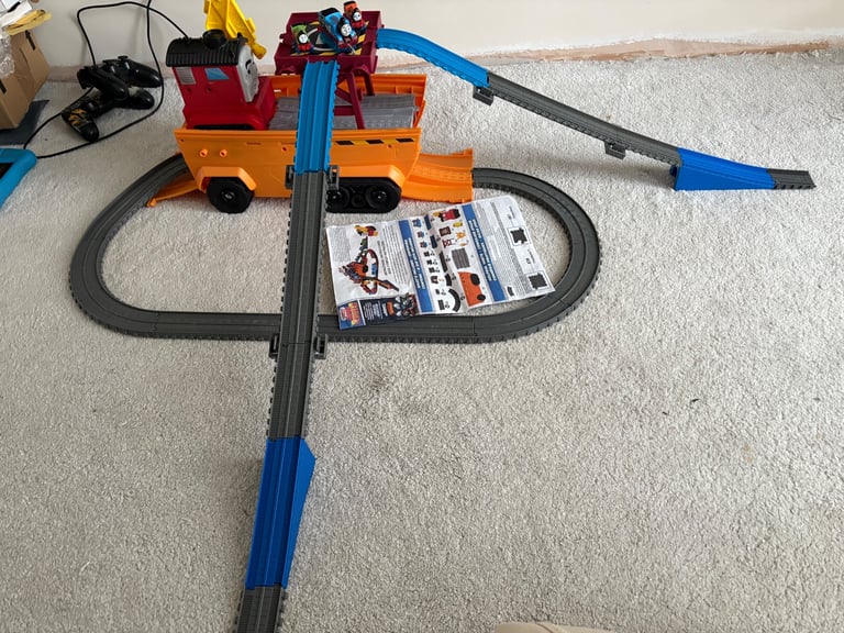image for Trackmaster Thomas & Friends Super Cruiser 2-In-1 Large Vehicle And Track Set