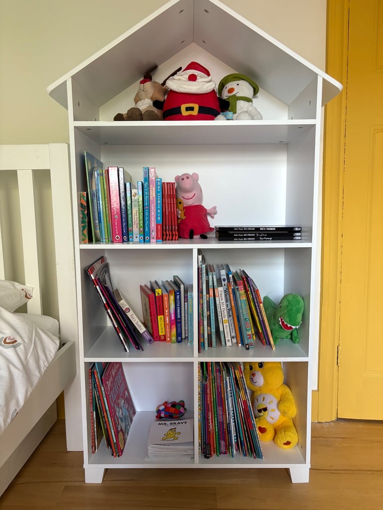 As new - Large townhouse bookcase 