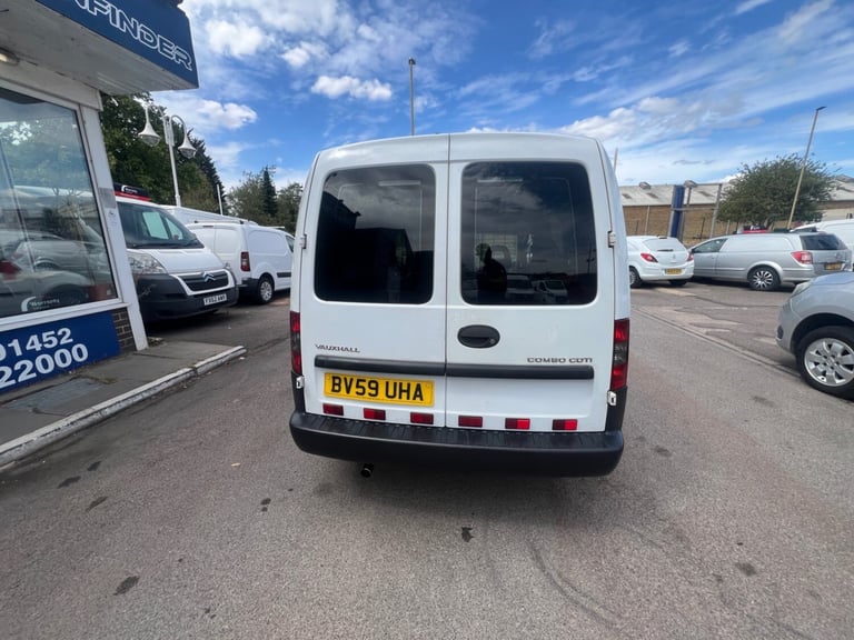 2009 Vauxhall Combo 1700 1.3CDTi 16V Van [75PS] CAR DERIVED VAN Diesel Manual