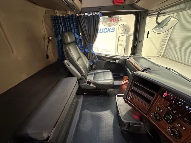 Scania R580 6x2 10 Tyre Rear Lift Tractor Unit PTO