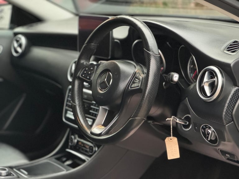 2016 Mercedes-Benz A-Class 2.1 A200d Sport (Premium) 7G-DCT Euro 6 (s/s) 5dr HATCHBACK Diesel Aut...