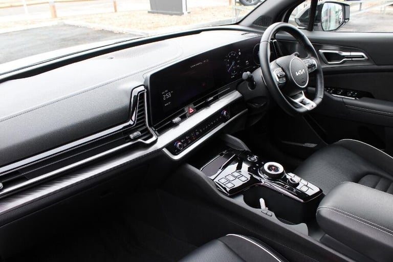 2023 Kia Sportage 1.6 T Gdi 13.8kwh Gt Line S Suv 5dr Petrol Plug In Hybrid Auto Awd Euro 6 ( EST...