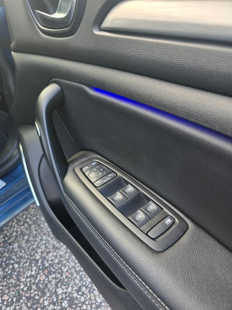 Renault, MEGANE, Hatchback, 2017, Manual, 1461 (cc), 5 doors
