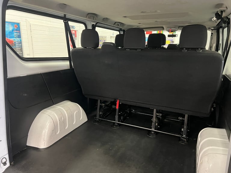 2018 Vauxhall Vivaro L2 1.6CDTI 120PS 9 SEAT LWB MINIBUS (EURO 6) MPV Diesel Manual