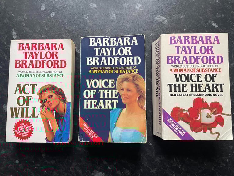 VGC FICTION BOOKS - Novels Drama Spy Thriller Humour Chick Lit