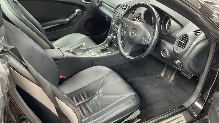 Mercedes-Benz CLS 1.8 SLK200K Convertible 2dr Petrol Tiptronic Euro 4 (184 ps)