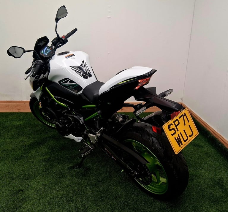2021 Kawasaki Z ZR900FMFNN (21MY)  Petrol Manual