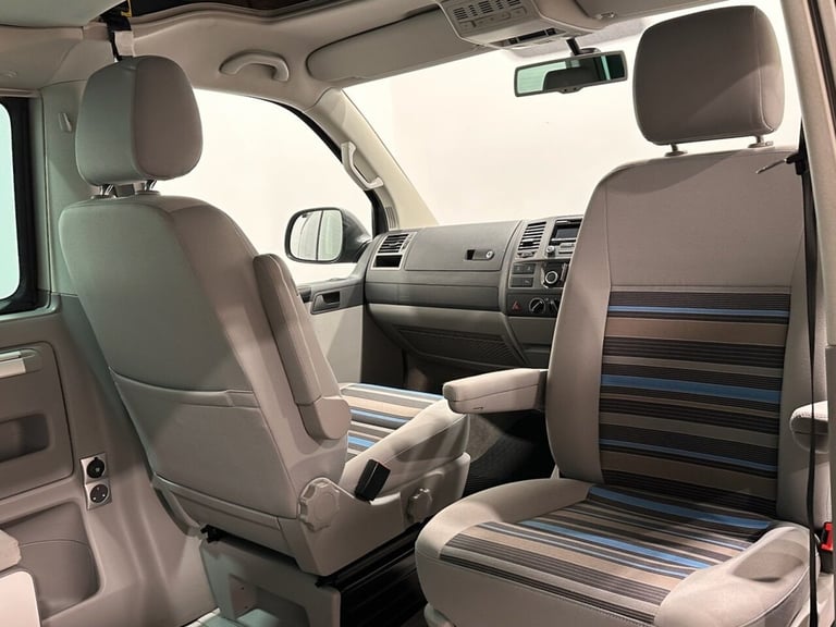 2015 Volkswagen California 2.0 TDI Beach MPV 4dr Diesel Manual FWD (203 g/km, 138 bhp) MPV Diesel...