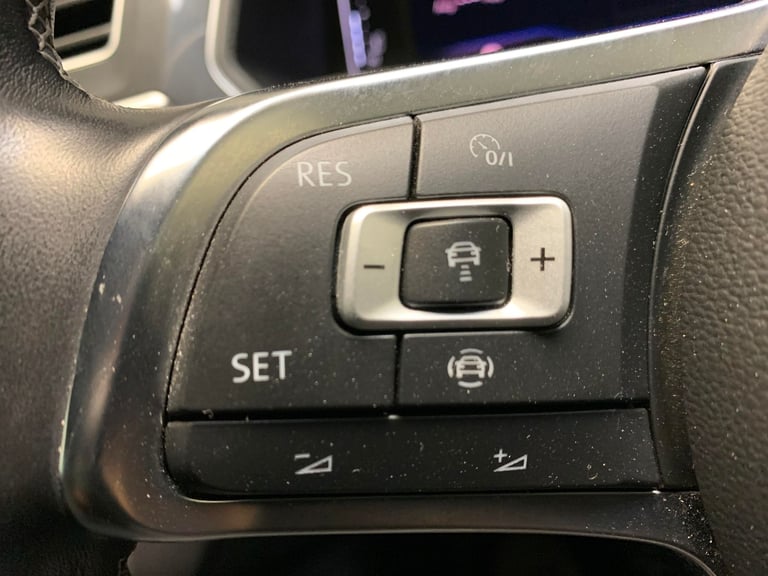 2020 Volkswagen Tiguan 1.5 TSI EVO R-Line Tech SUV 5dr Petrol DSG Euro 6 (s/s) (150 ps) - LED - H...