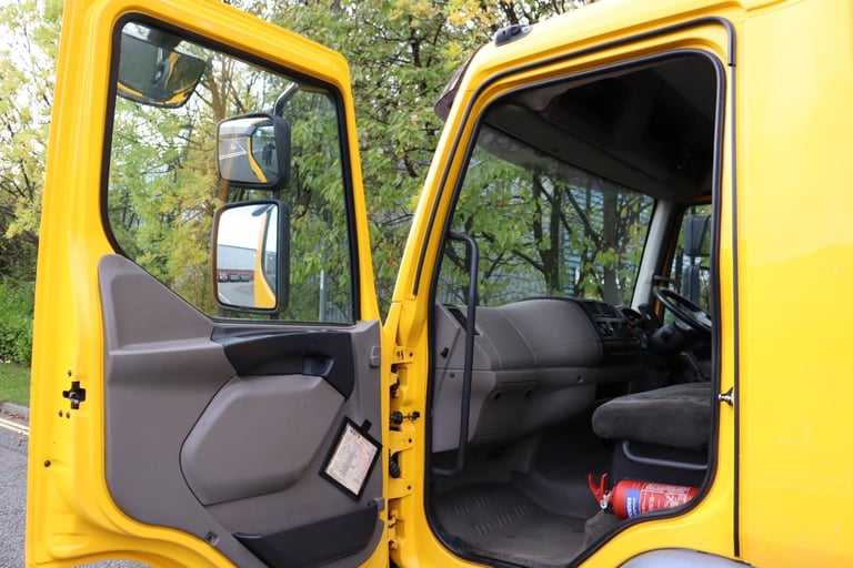 DAF LF45 160 4X2 HIAB XS 055 CRANE DROPSIDE (2009)