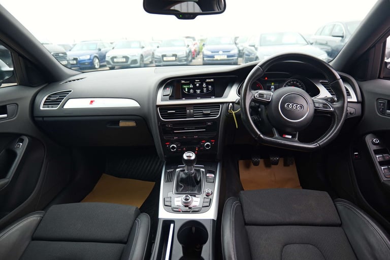 2014 Audi A4 2.0 A4 S Line TDI 4dr Saloon Diesel Manual