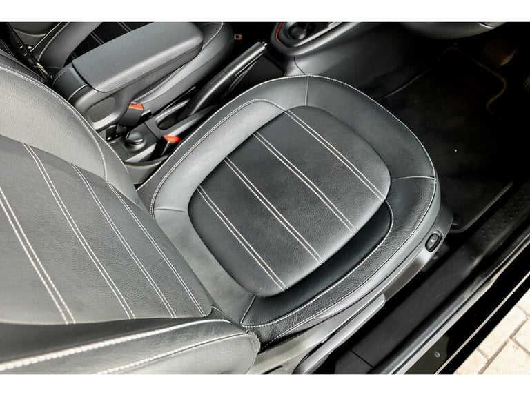 2022 smart fortwo 17.6kWh Prime Exclusive Coupe 2dr Electric Auto (22kW Charger) (82 ps) Coupe El...