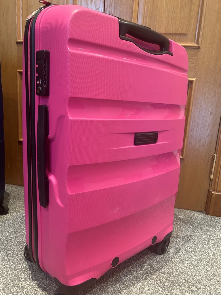 American tourister luggage Stuff for Sale Gumtree