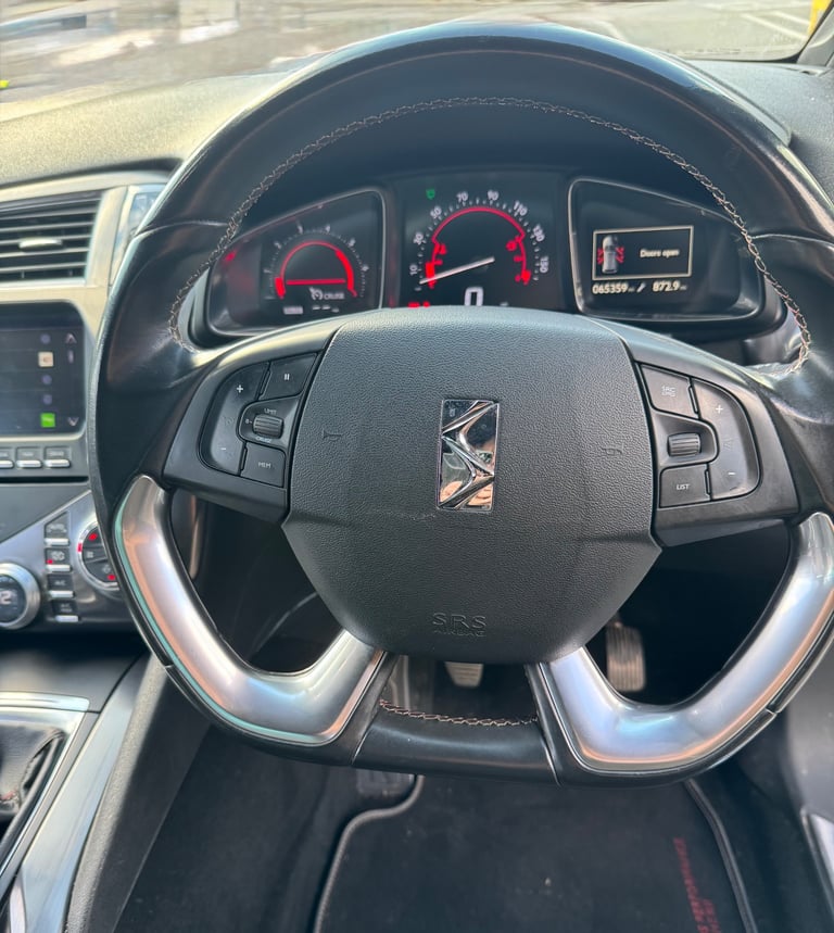 2017 DS5 2.0 BLUEHDi 180 BHP Performance Line – Luxury ** Performance! 
