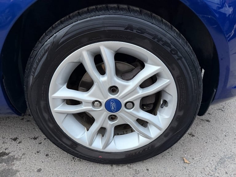 2014 Ford Fiesta 1.0 EcoBoost Zetec 5dr Powershift HATCHBACK PETROL Automatic