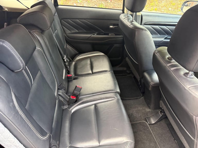 2018 Mitsubishi Outlander 2.2 DI-D 4 4WD Euro 6 (s/s) 5dr ESTATE Diesel Manual