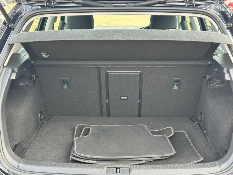 2014 Volkswagen Golf 2.0 TDI BlueMotion Tech SE Euro 5 (s/s) 5dr HATCHBACK Diesel Manual