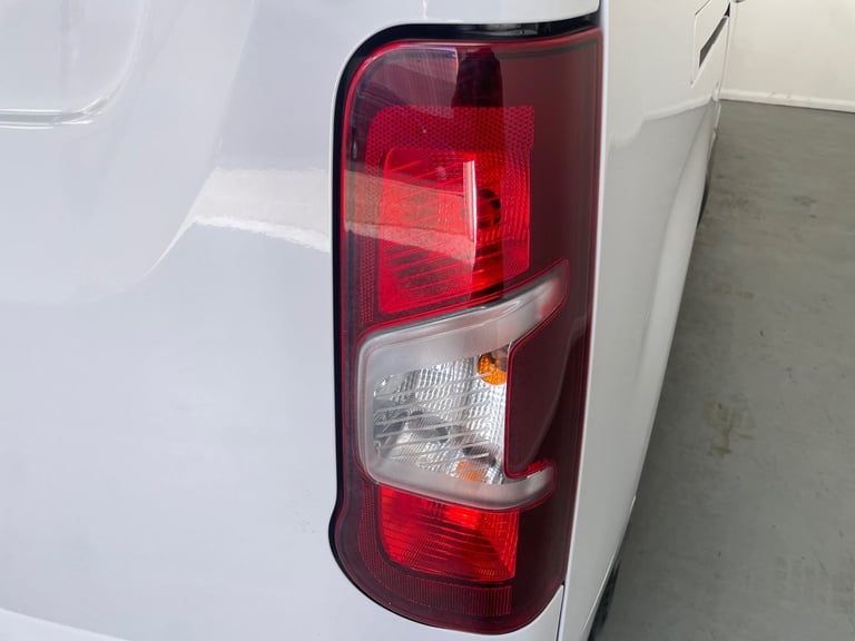 2024 Peugeot Partner 1.5 BlueHDi 100 Asphalt Van PANEL VAN DIESEL Manual