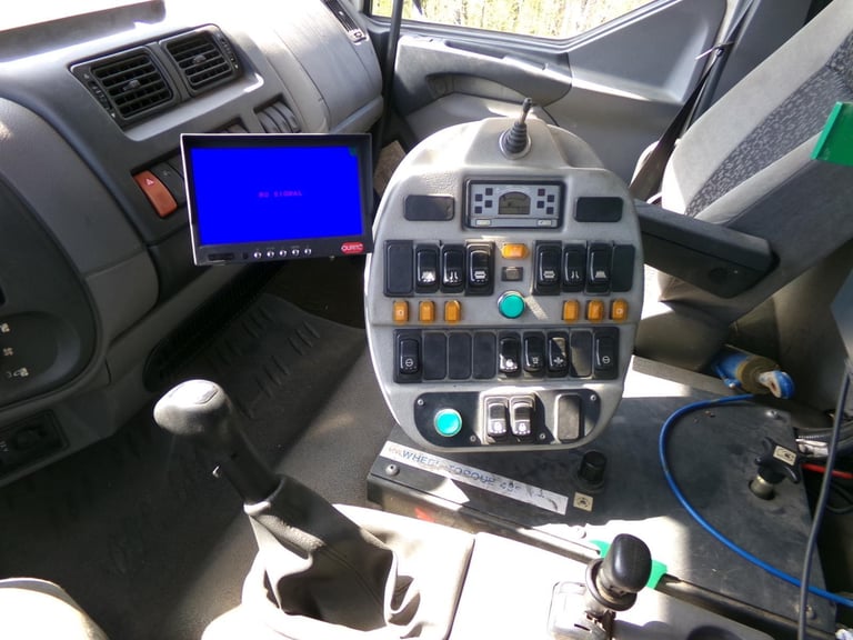 2008 (08) LEYLAND DAF LF55.220 DUAL SWEEPER. JOHNSTON BODY. JET WASH. EX COUNCIL