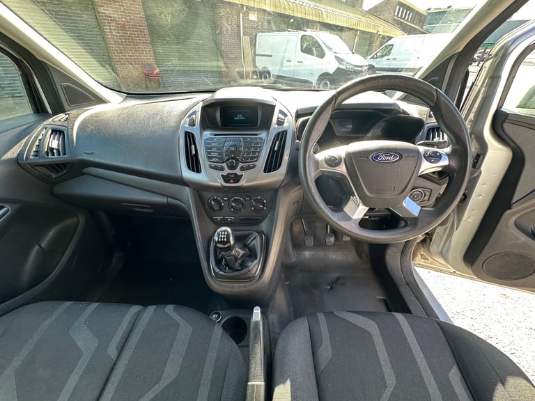 2014 Ford Transit Connect Trend LWB A/C FSH Cam belt done April MOT