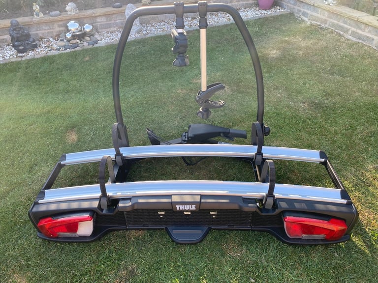 Thule VeloSpace XT 2 Towbar Bike Carrier