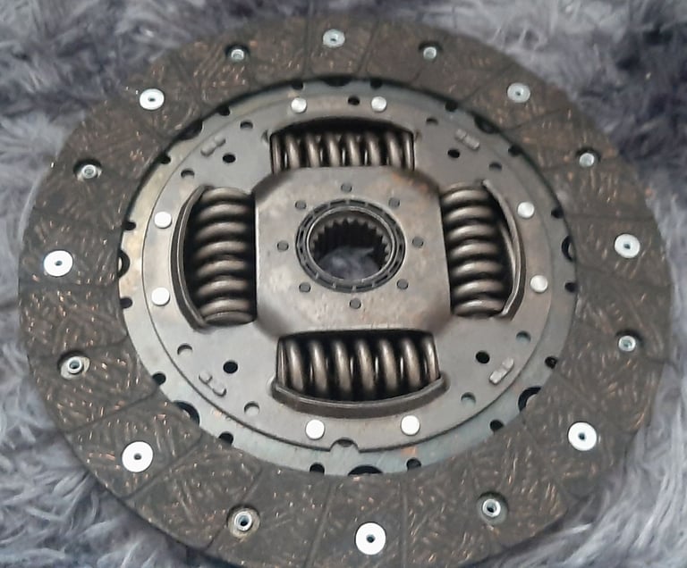 BMW 1 series  Clutch 