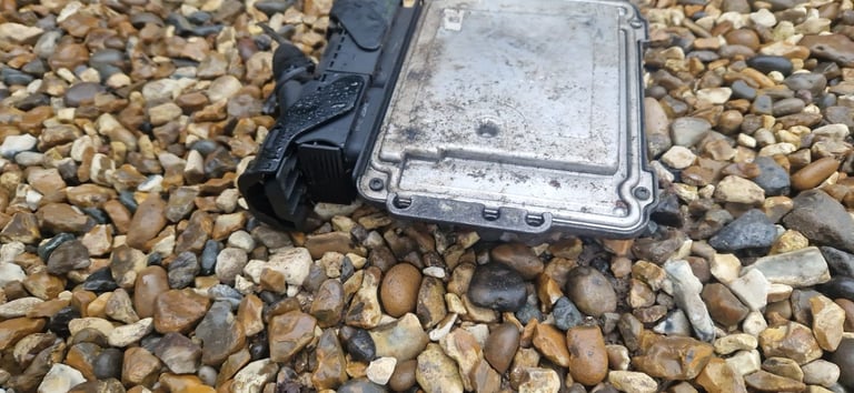 Vauxhall Zafira B 08-13 Automatic Auto 1.9 CDTI Diesel ECU Control Module 0281014452