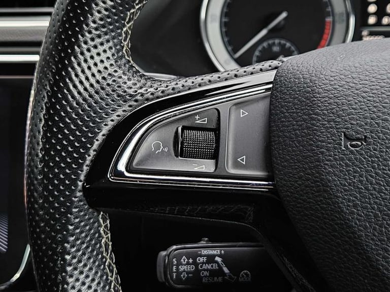 2020 Skoda Superb 2.0 TDI CR Sport Line Plus 5dr Manual Hatchback Diesel Manual