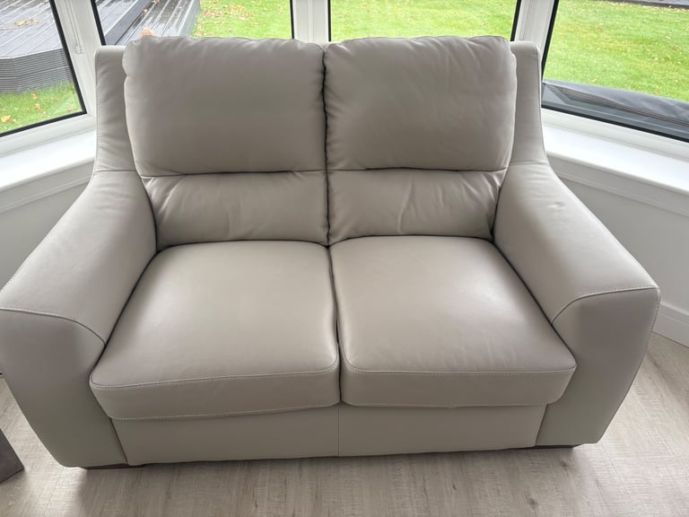 Italian Leather Sofas for Sale