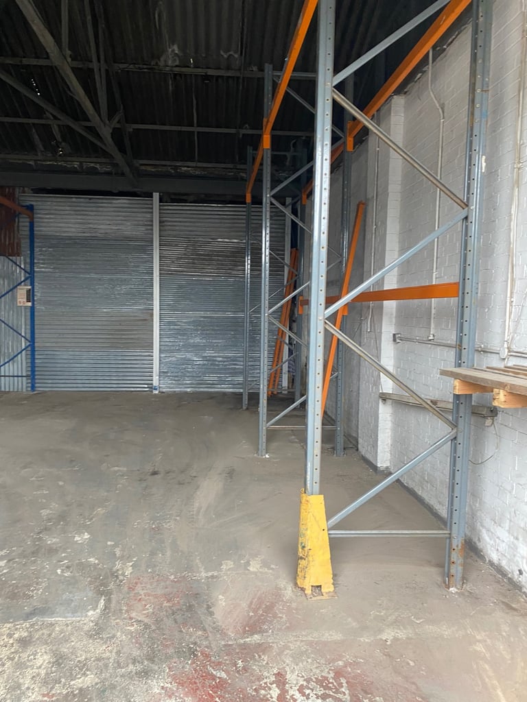 Industrial unit in erith for rent 