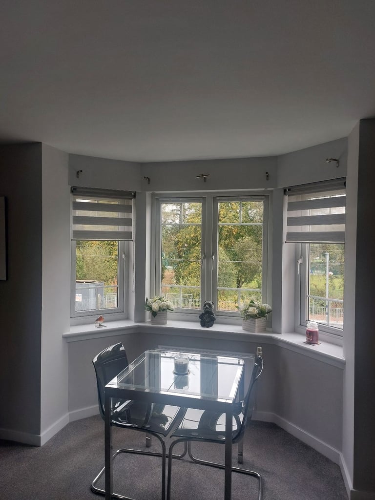 Glass Extending Table and Chairs