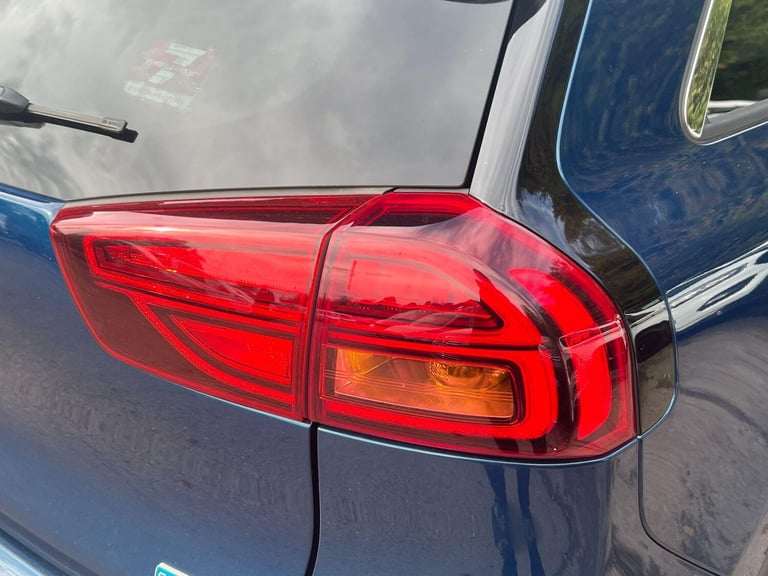 2019 Kia Niro 1.6 GDi 2 DCT Euro 6 (s/s) 5dr HATCHBACK Petrol/Electric Hybrid Automatic