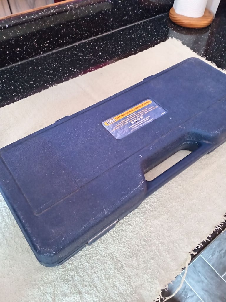Powermaster 15pc Combination Auger Drill Bit Set in carrying case 