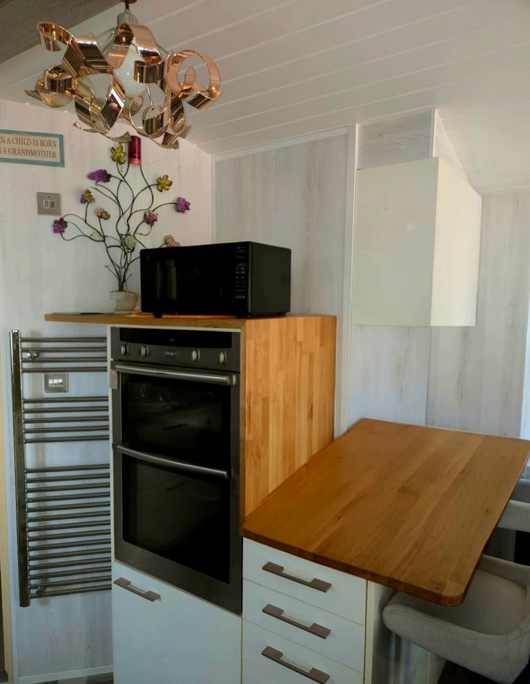 BARGAIN ... 32FT x 12FT STATIC/MOBILE HOME ABI ACCOLADE