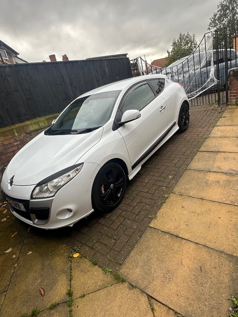 Renault, MEGANE, Coupe, 2009, Manual, 1598 (cc), 2 doors