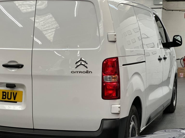 2021 Citroen Dispatch 1.5 BlueHDi 1000 Enterprise Pro M FWD 2 Euro 6 (s/s) 6dr PANEL VAN Diesel M...