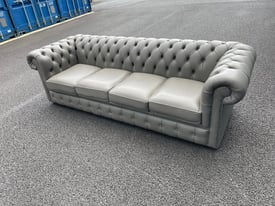 Grey Chesterfield sofa in genuine leather. Possible delivery.