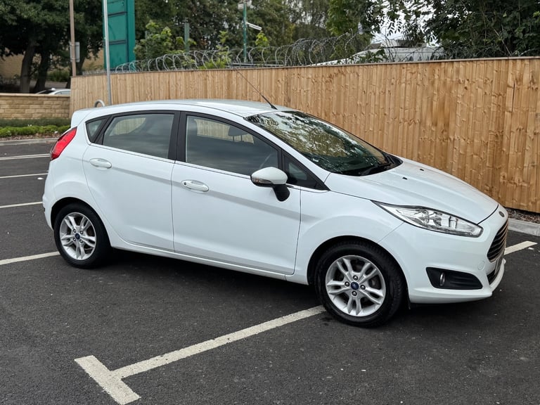 2016 Ford Fiesta 1.25 82 Zetec 5dr HATCHBACK Petrol Manual