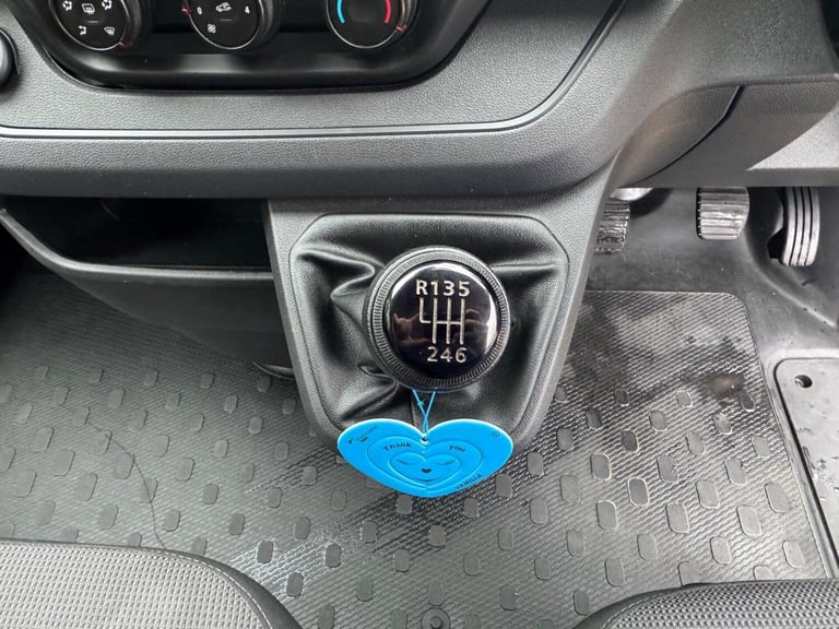 2022 Renault Trafic SL28 Blue dCi 130 Business Van PANEL VAN DIESEL Manual