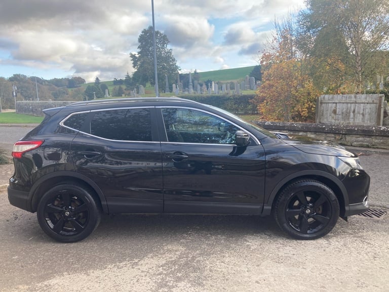 2016 Nissan Qashqai 1.6 dCi N-Connecta 5dr Xtronic HATCHBACK Diesel Automatic
