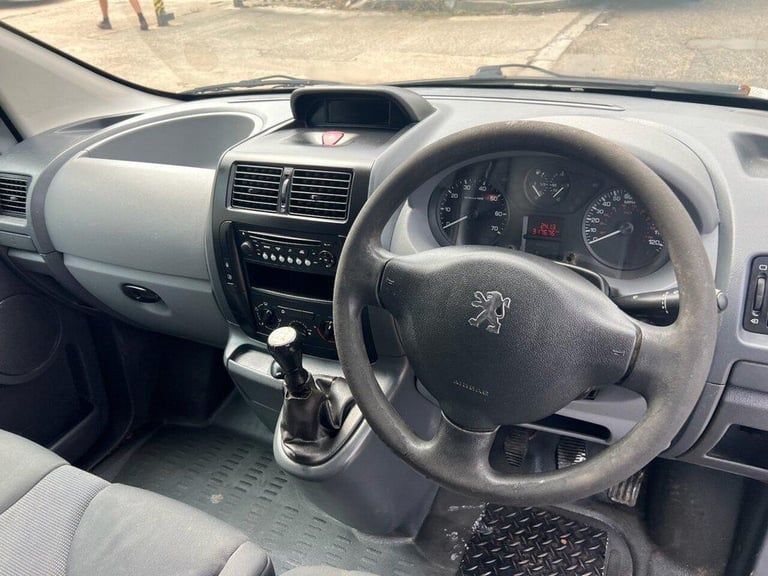 2009 59 PEUGEOT EXPERT 1.6 L1 H1 HDI SWB 89 BHP DIESEL