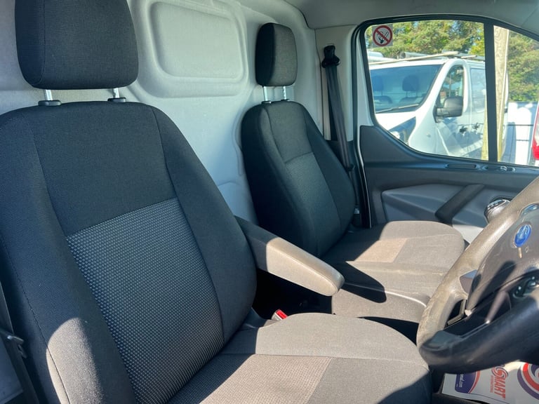 2016 Ford Transit Custom 2.0 TDCi 105ps Low Roof Van PANEL VAN Diesel Manual