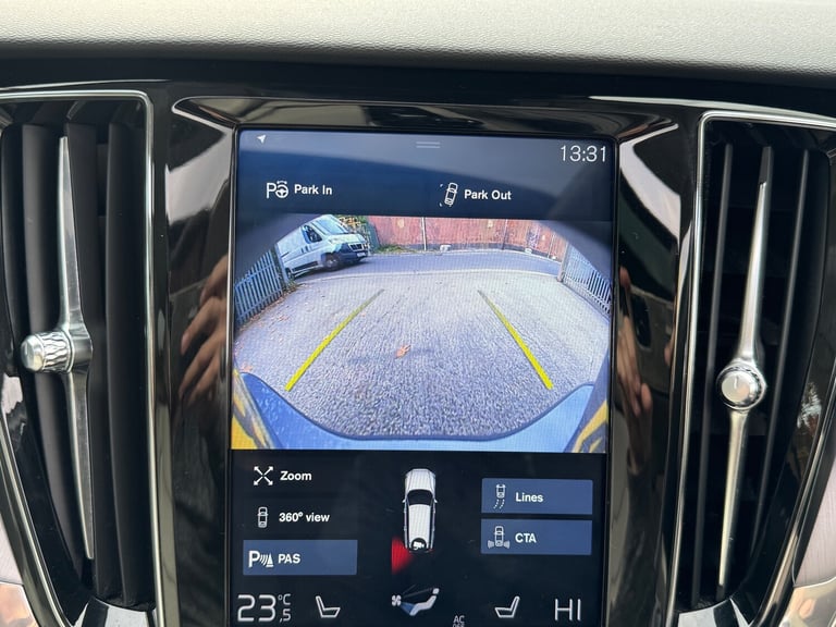2019 Volvo V60 2.0 D4 Momentum Pro Estate 5dr Diesel Auto Euro 6 (s/s) (190 ps)