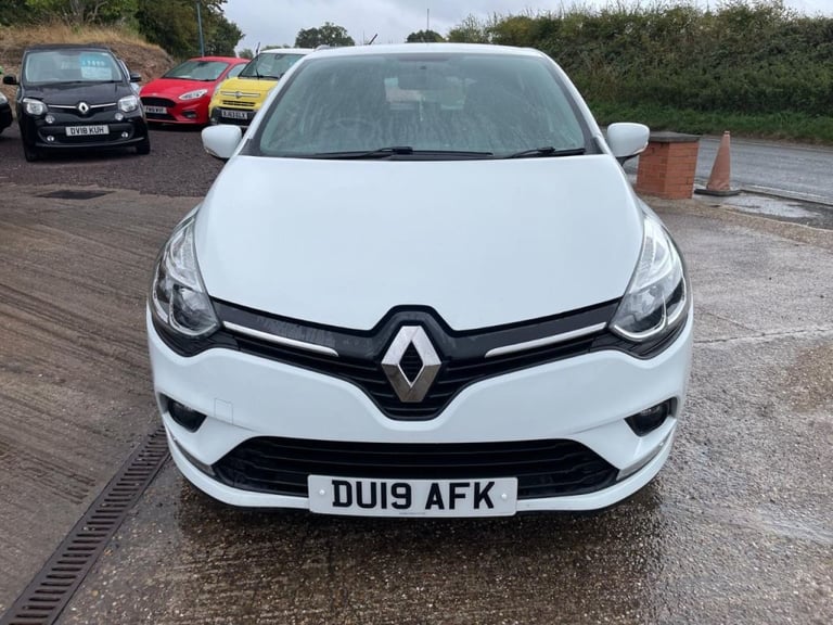  Renault Clio PLAY Petrol