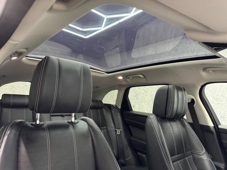 2018 Land Rover Range Rover Velar 2.0 D240 R-Dynamic HSE Auto 4WD Euro 6 (s/s) 5dr ESTATE Diesel ...