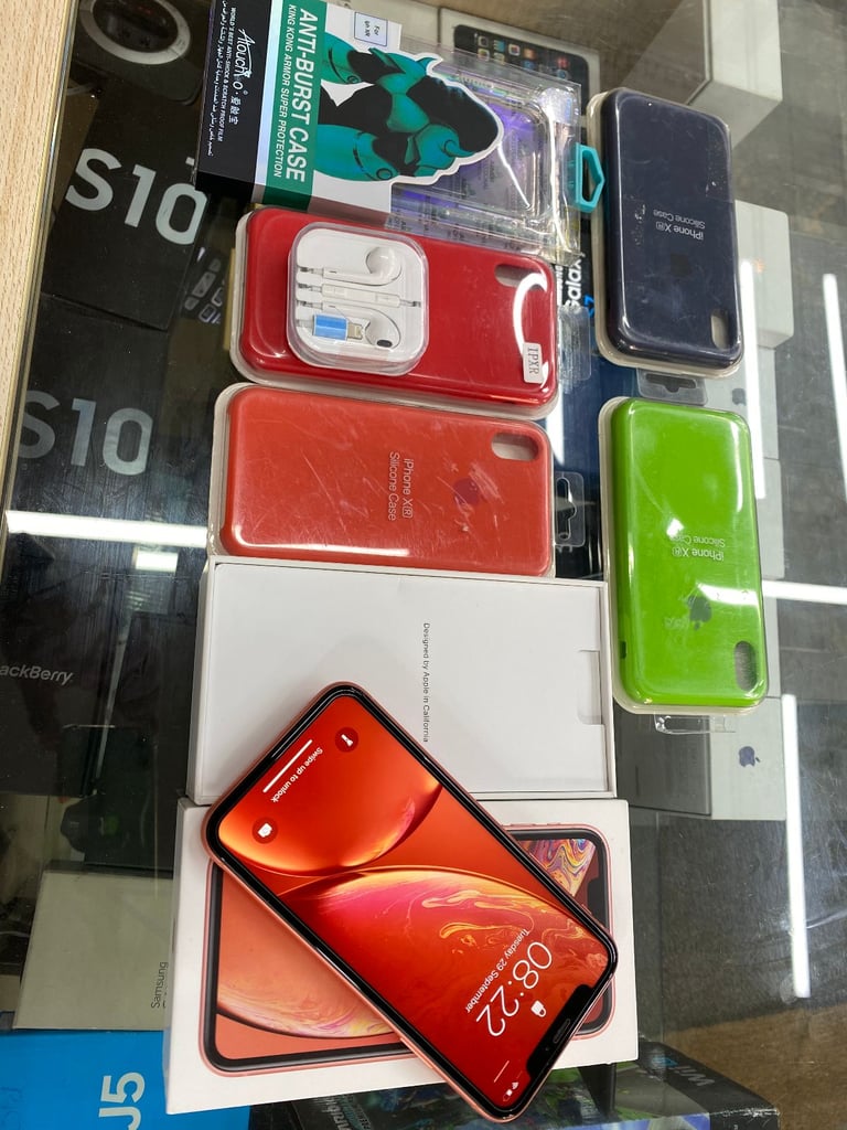 iPhone XR 64GB Unlocked Immaculate Condition Any Color Pristine Condition PICK UP ONLY