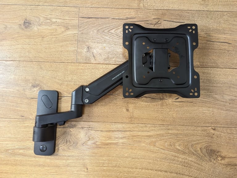 TV wall mount 
