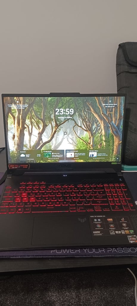 Gaming Laptop / RTX 4060 / 144Hz / 16GB RAM DDR5 / 1TB Nvme