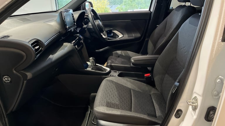 2022 Toyota Yaris Cross 1.5 Hybrid Design 5dr CVT Hybrid Estate Estate Hybrid Automatic