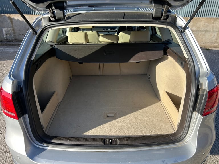 2011 Volkswagen Passat 2.0 TDI Bluemotion Tech SE 5dr DSG ESTATE Diesel Automatic